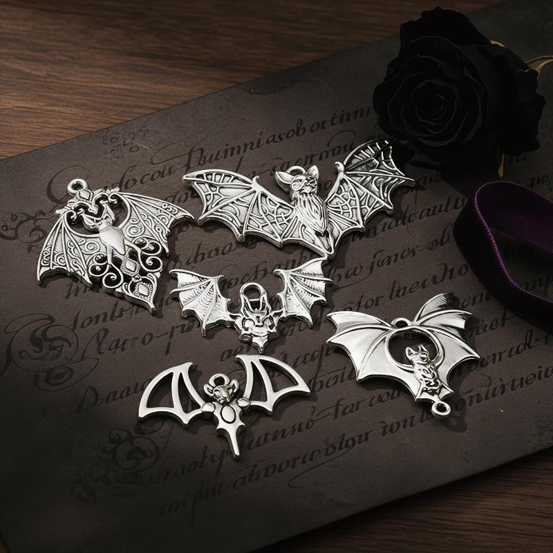 # 4 шт. готических подвесок в  – обзор и цена Cosplay Bat Prop