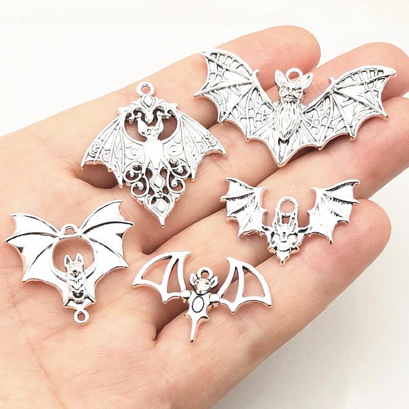# 4 шт. готических подвесок в  – обзор и цена Cosplay Bat Prop
